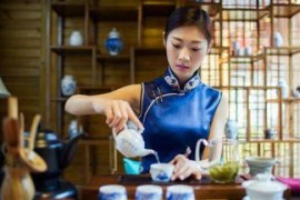 泡龙井茶用什么茶具 简单的冲泡西湖龙井茶介绍